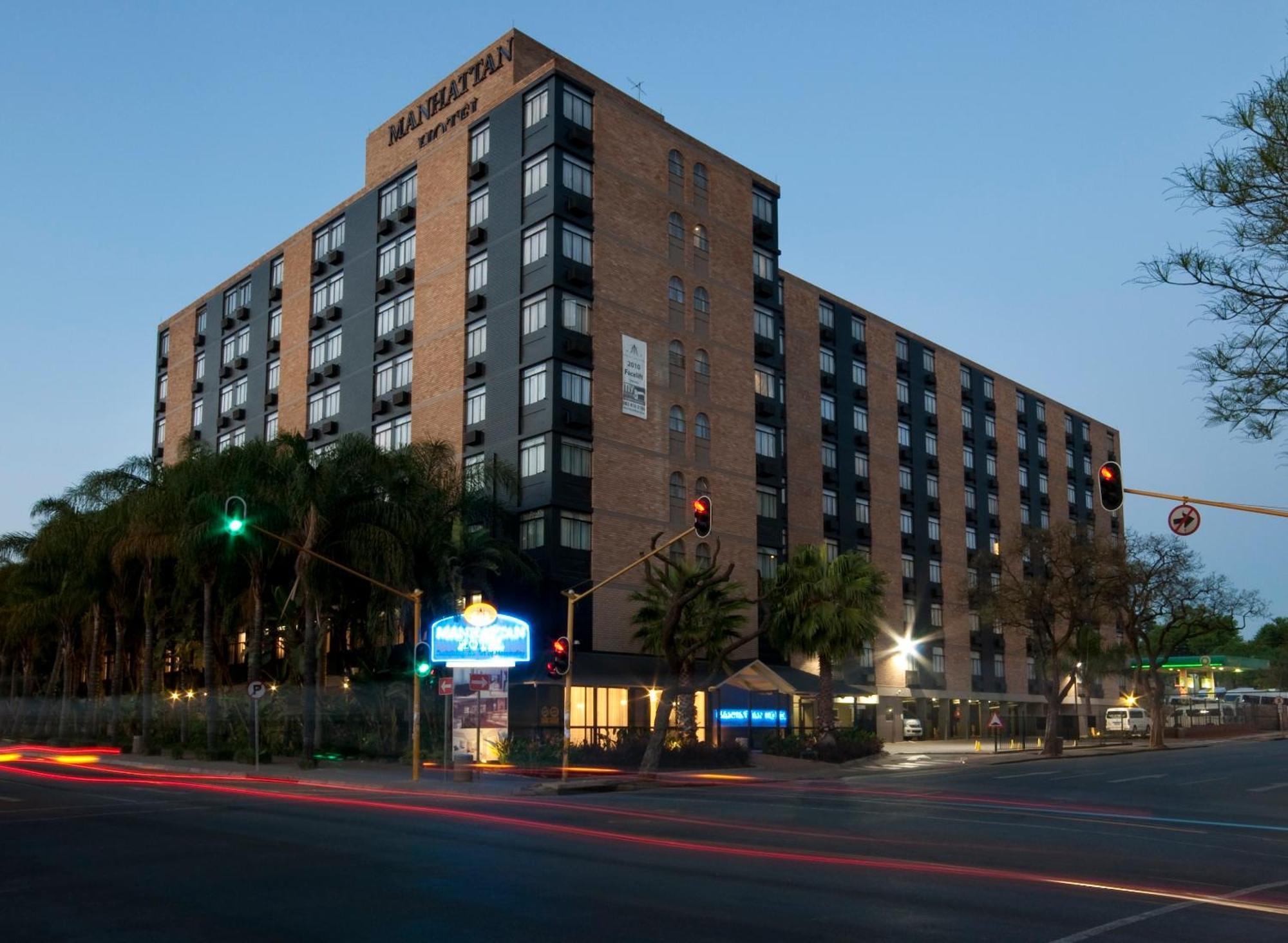 Manhattan Hotel Pretoria Exterior foto